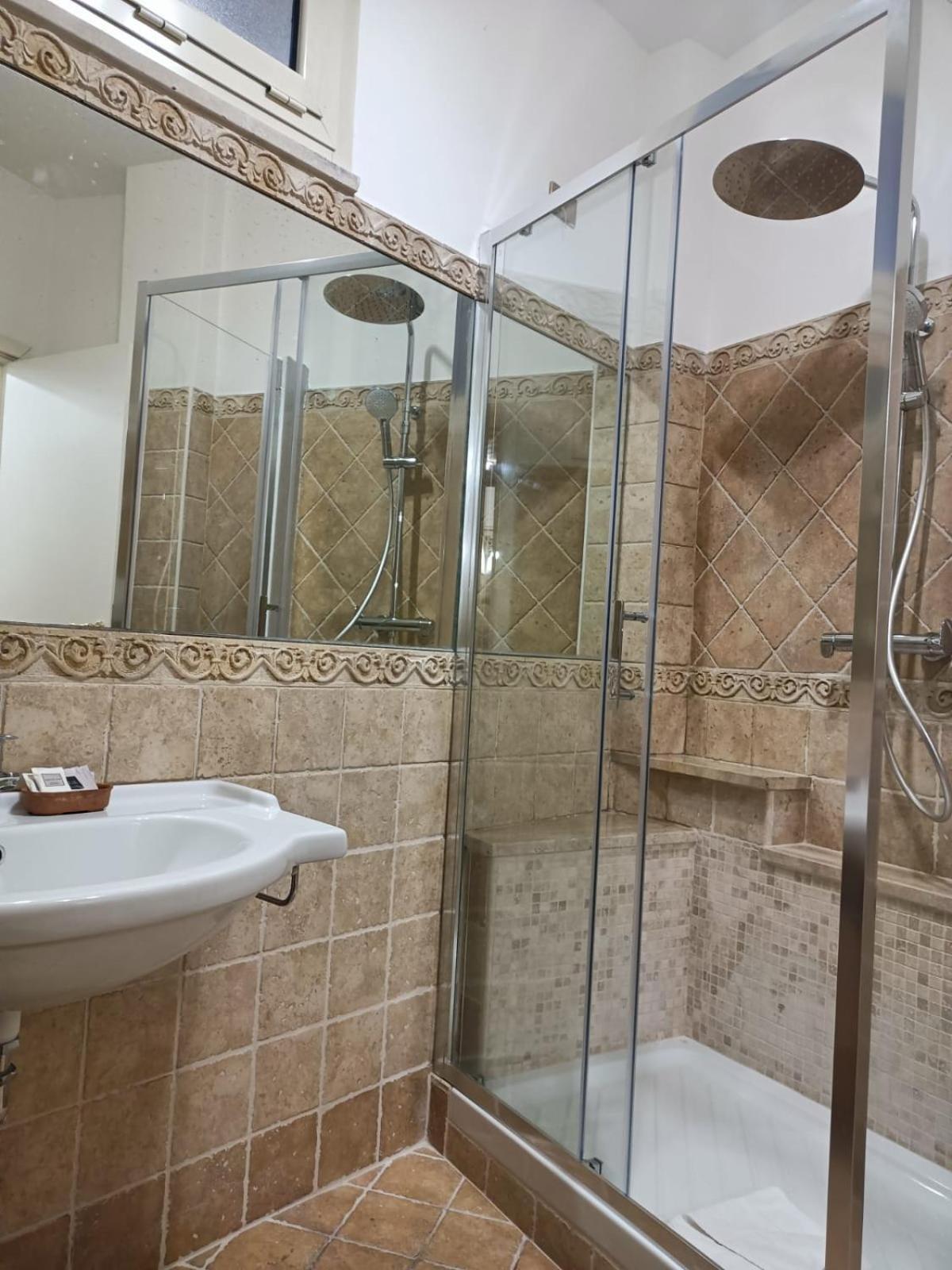 Rione Monti & Cavour Apartment Rzym Zewnętrze zdjęcie